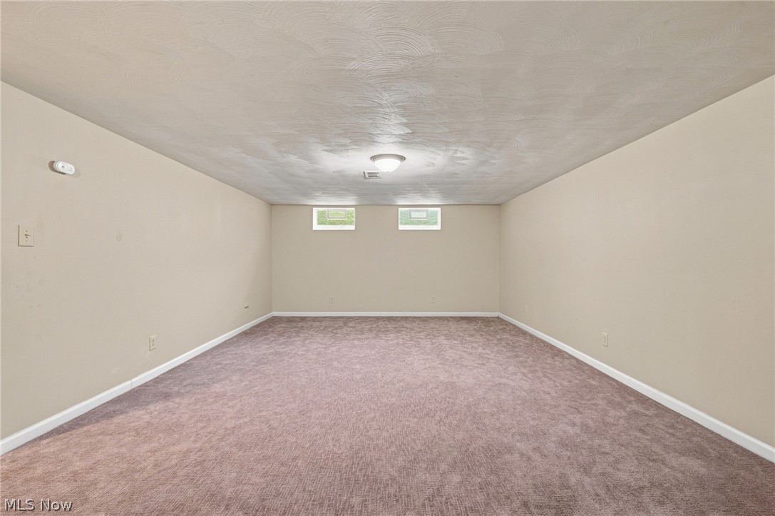 1517 Parkhill Road Cleveland Heights OH 44121