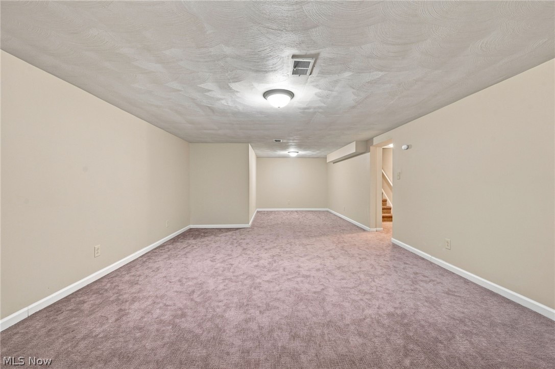 1517 Parkhill Road Cleveland Heights OH 44121
