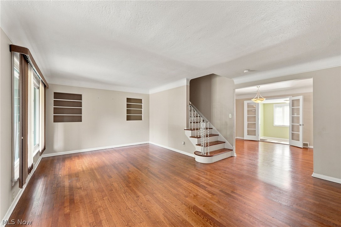 1517 Parkhill Road Cleveland Heights OH 44121