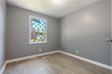 1271 Carol Drive Kent OH 44240