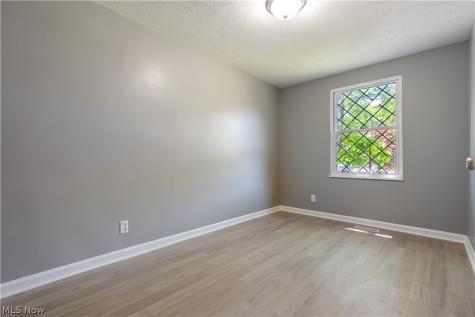1271 Carol Drive Kent OH 44240