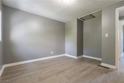 1271 Carol Drive Kent OH 44240