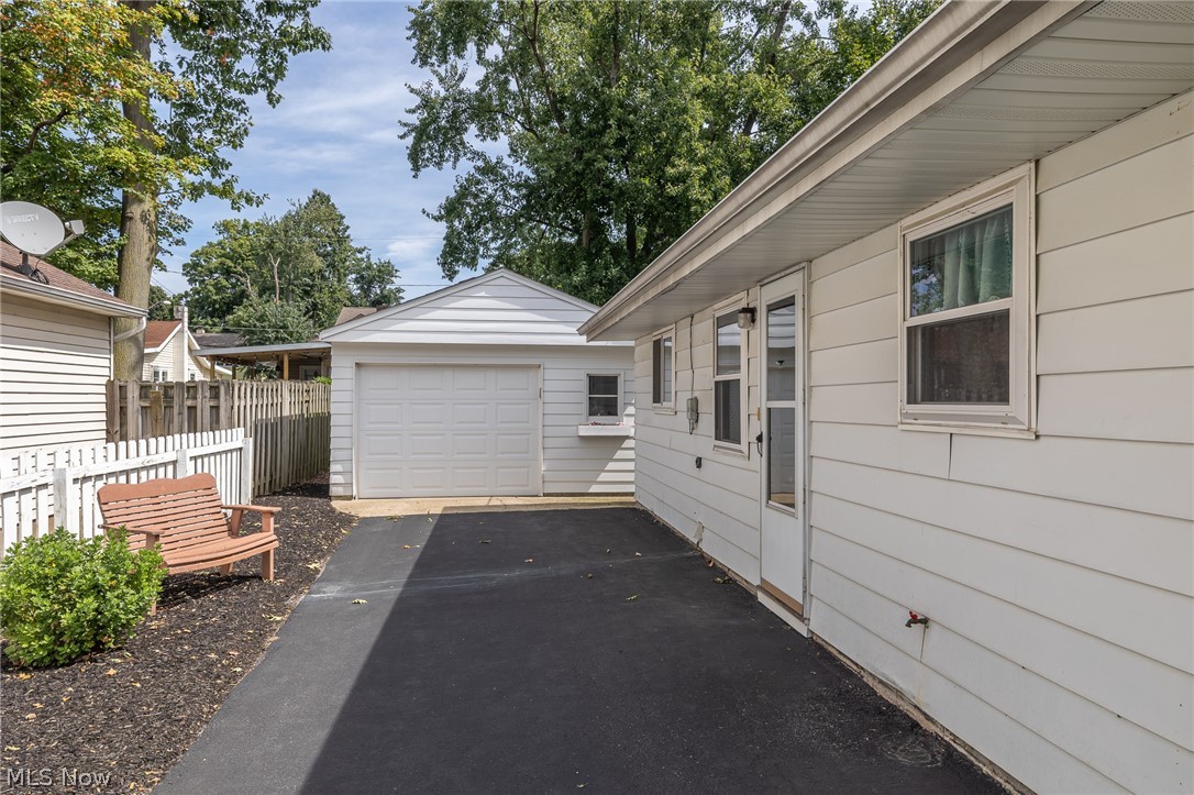 1019 Elmwood Drive Willoughby OH 44094