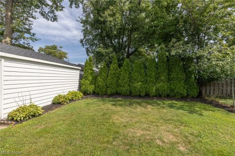 1019 Elmwood Drive Willoughby OH 44094