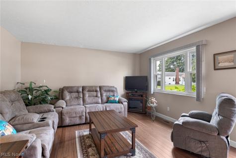 1019 Elmwood Drive Willoughby OH 44094
