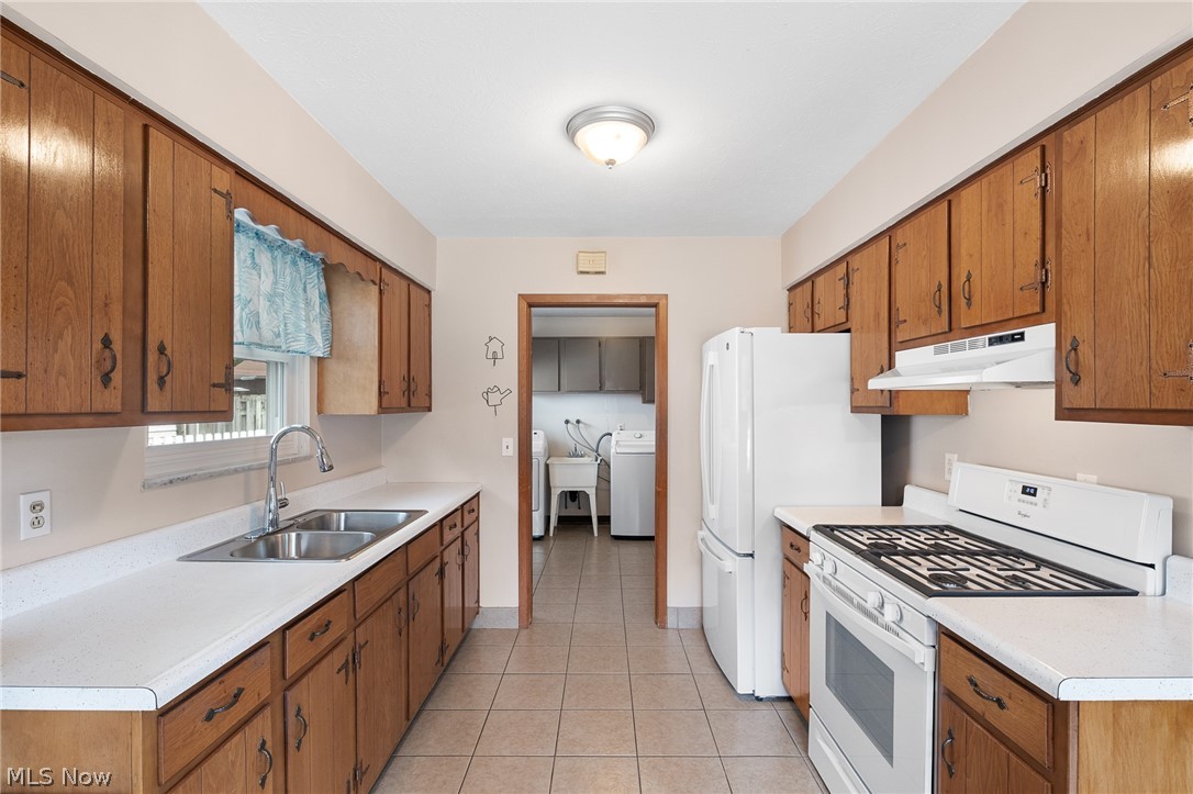 1019 Elmwood Drive Willoughby OH 44094