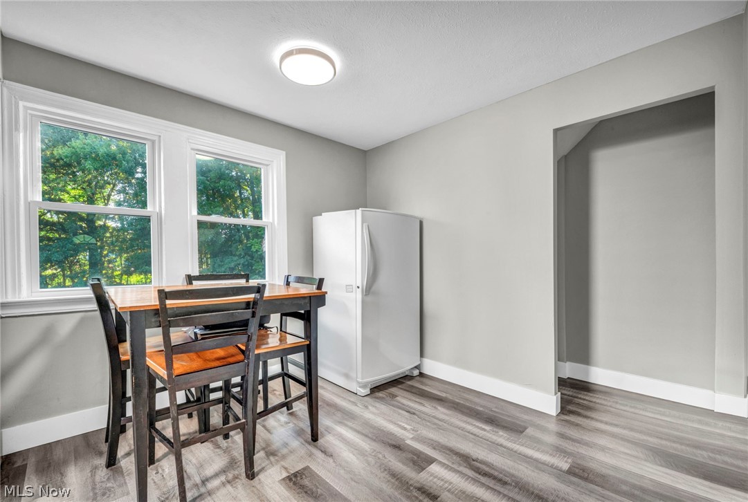 1925 Robindale Street Wickliffe OH 44092