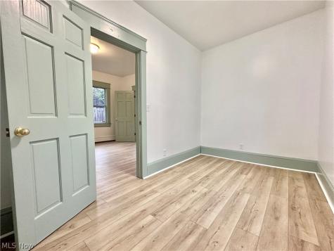 6531 Schaefer Avenue Cleveland OH 44103