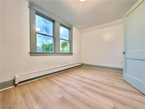 6531 Schaefer Avenue Cleveland OH 44103