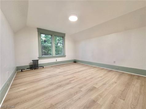 6531 Schaefer Avenue Cleveland OH 44103