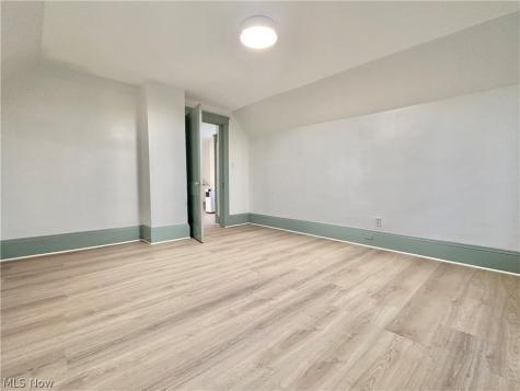 6531 Schaefer Avenue Cleveland OH 44103