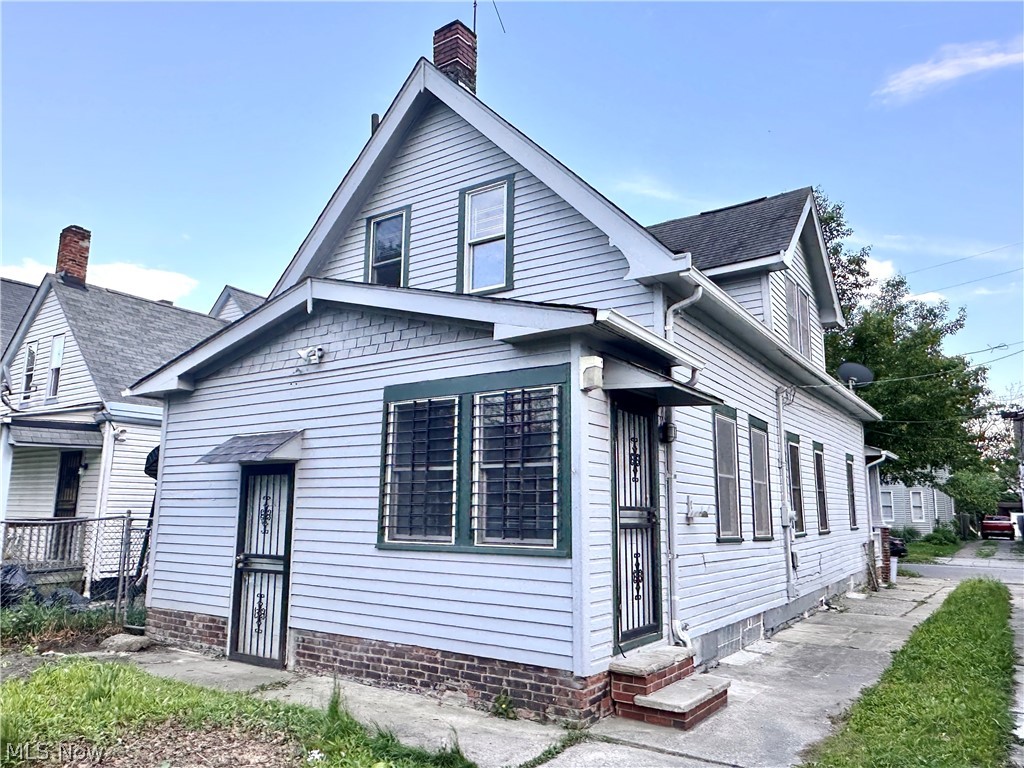 6531 Schaefer Avenue Cleveland OH 44103