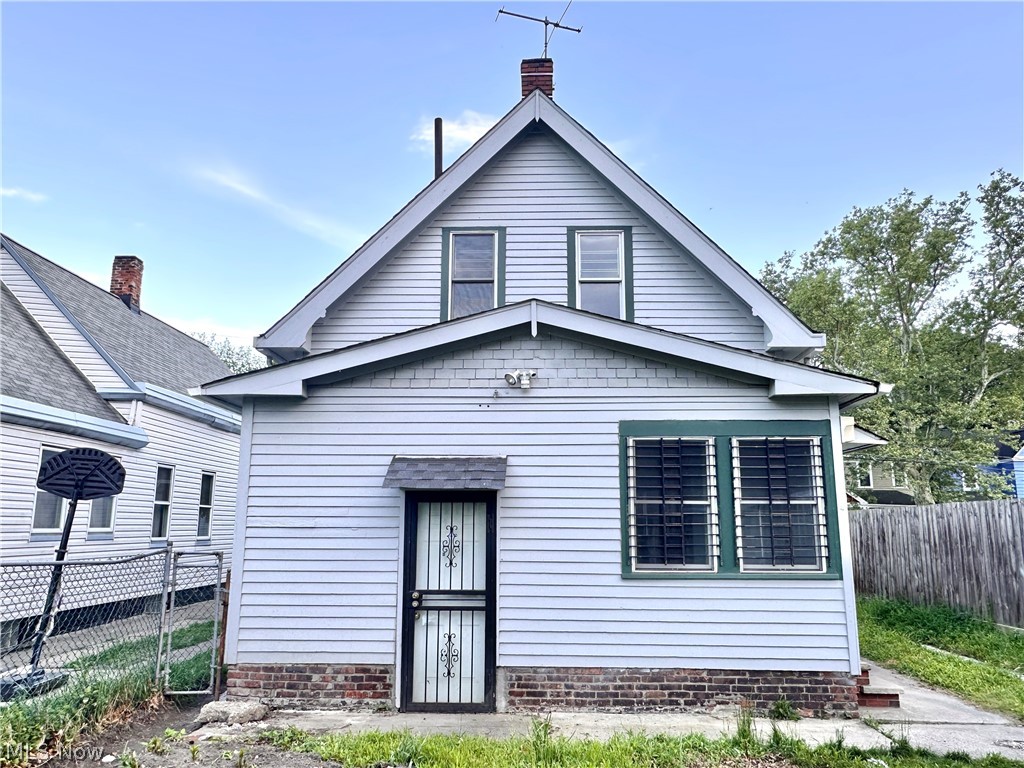 6531 Schaefer Avenue Cleveland OH 44103