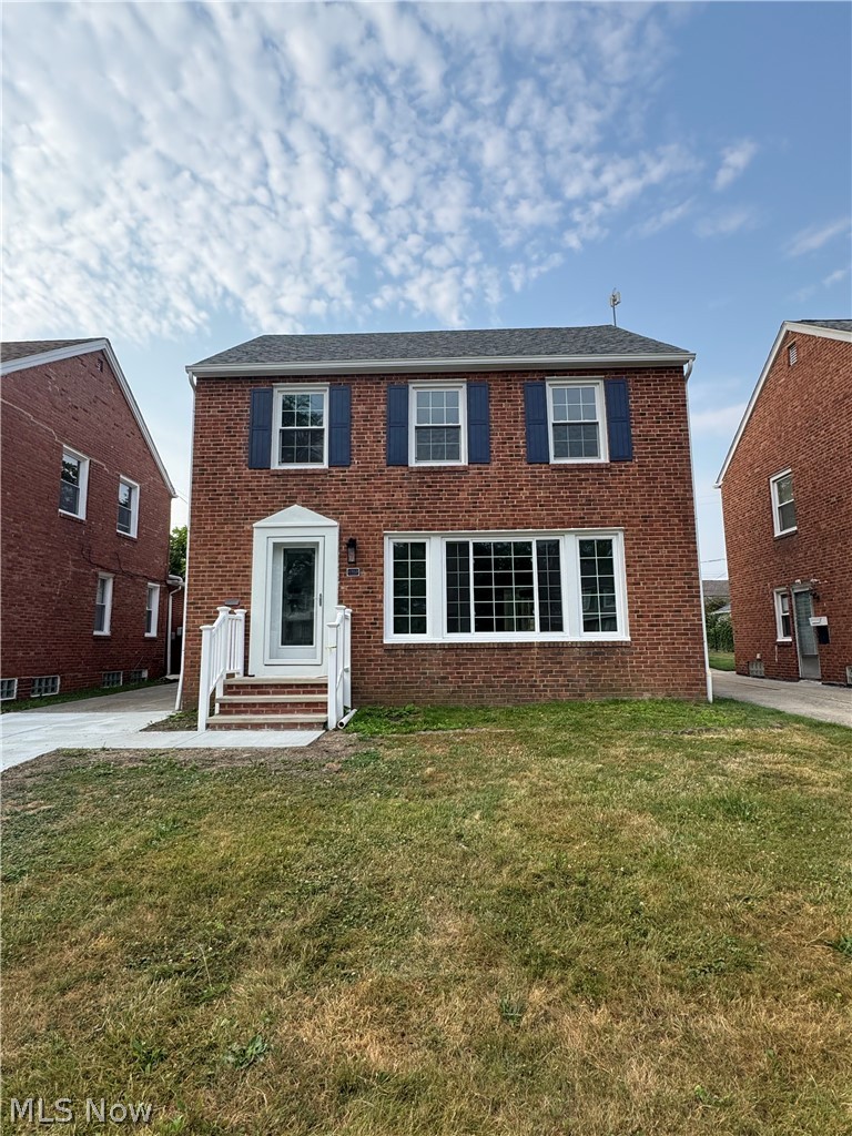 17012 Eldamere Avenue Cleveland OH 44128