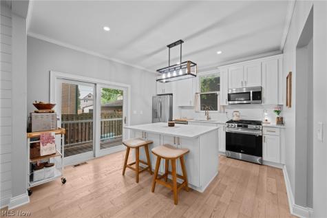 7409 Herman Avenue Cleveland OH 44102