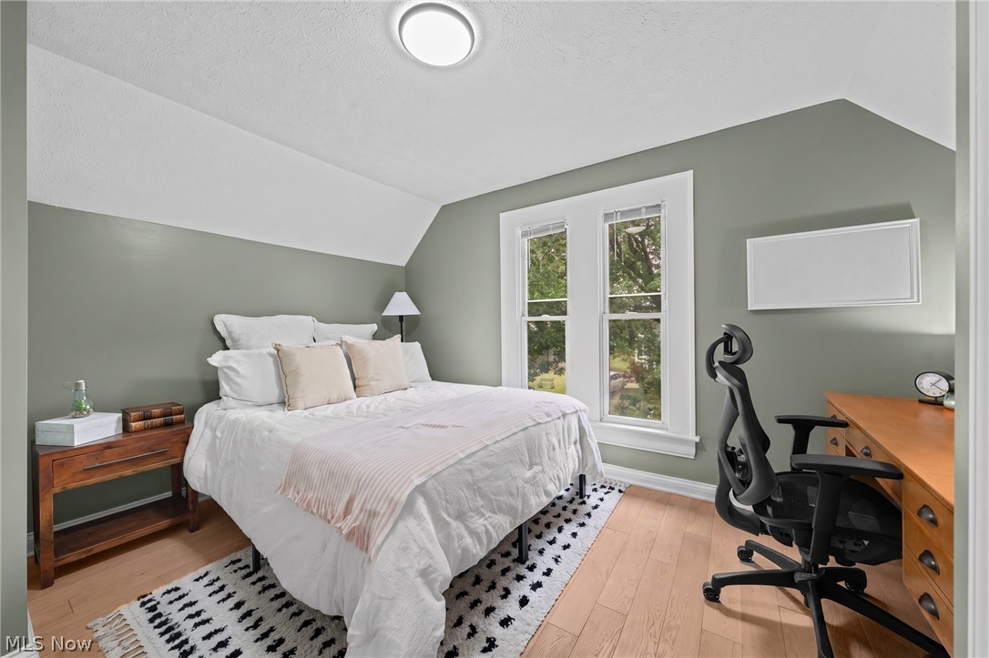 7409 Herman Avenue Cleveland OH 44102