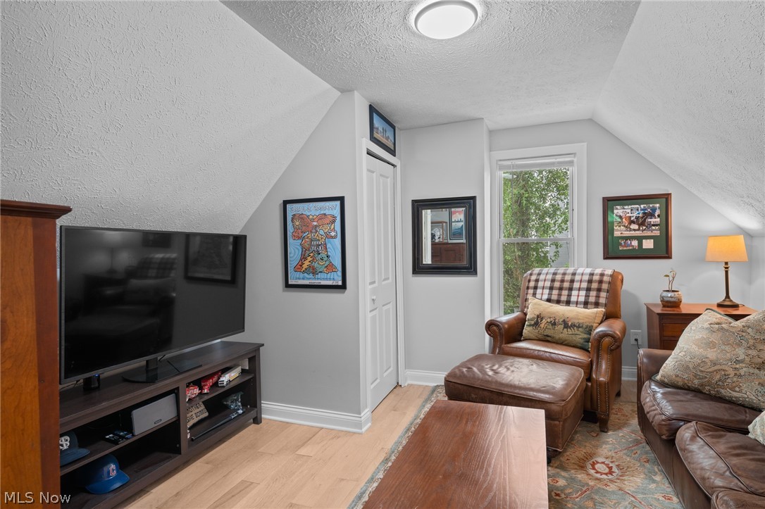 7409 Herman Avenue Cleveland OH 44102