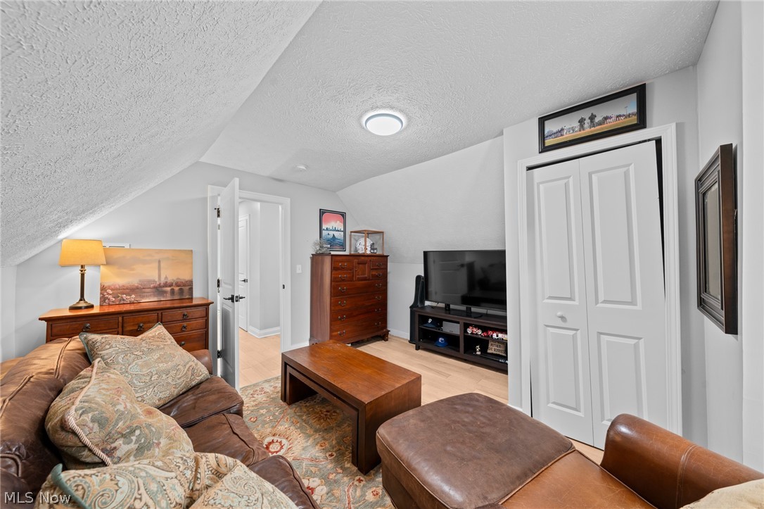 7409 Herman Avenue Cleveland OH 44102