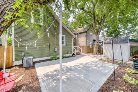 7409 Herman Avenue Cleveland OH 44102