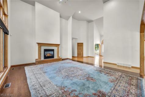 7397 Cherry Hill Lane Broadview Heights OH 44147