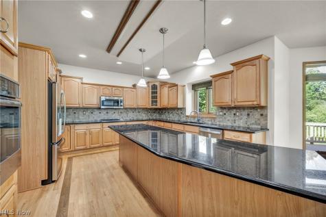 7397 Cherry Hill Lane Broadview Heights OH 44147