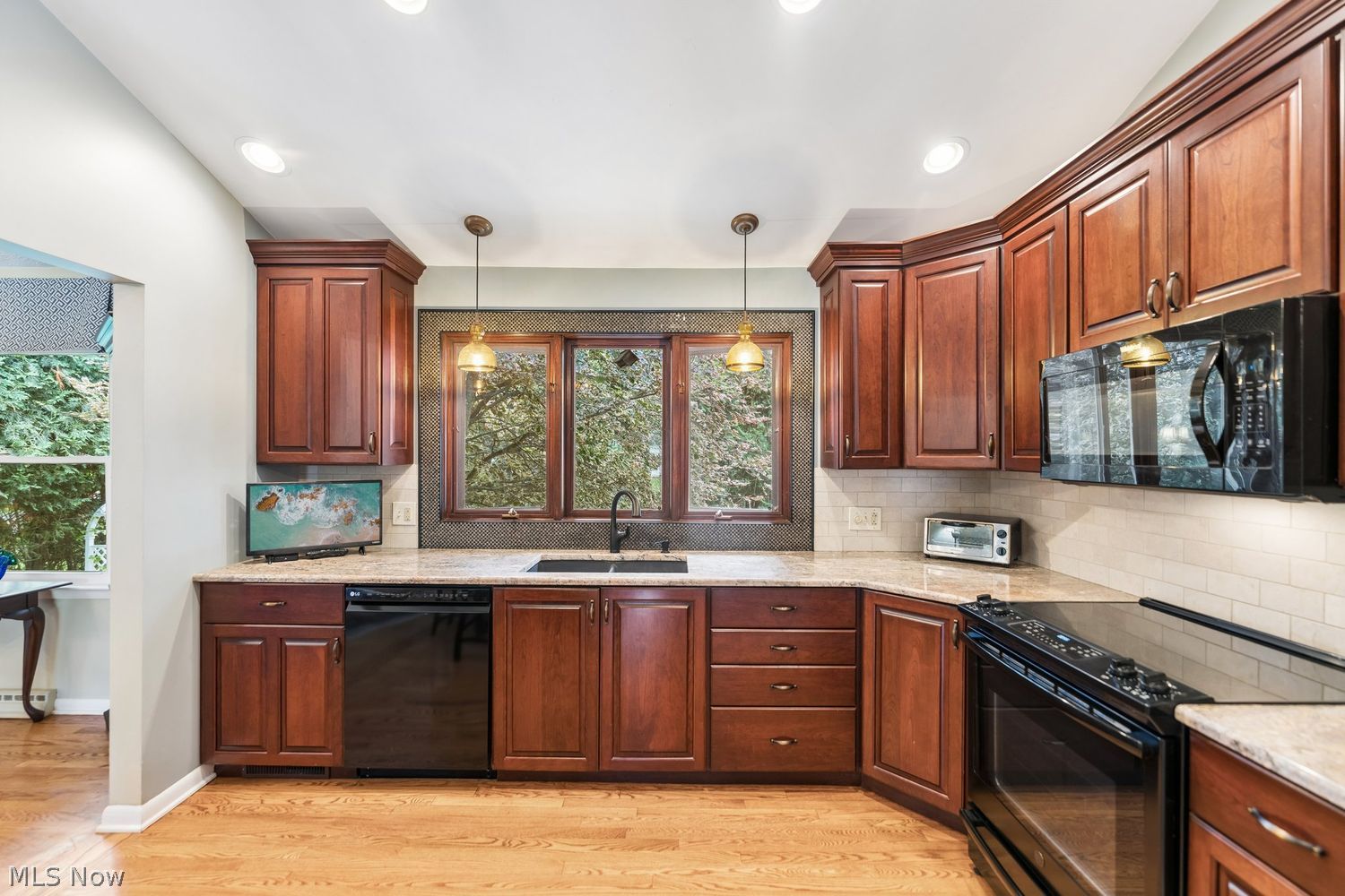 860 Damon Drive Medina OH 44256