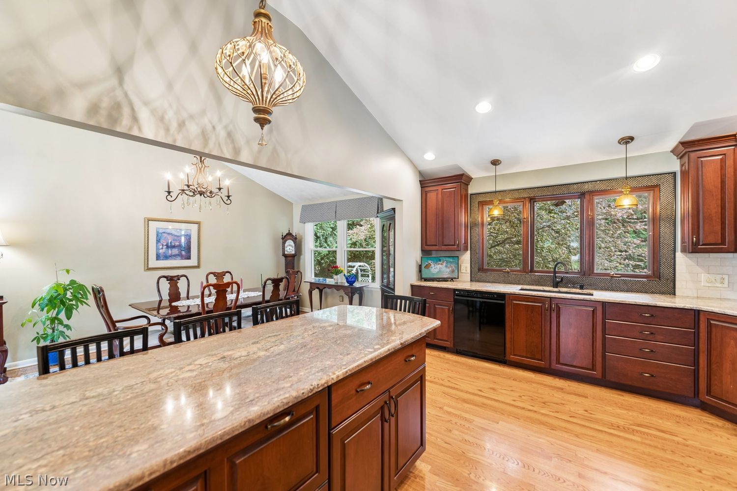 860 Damon Drive Medina OH 44256