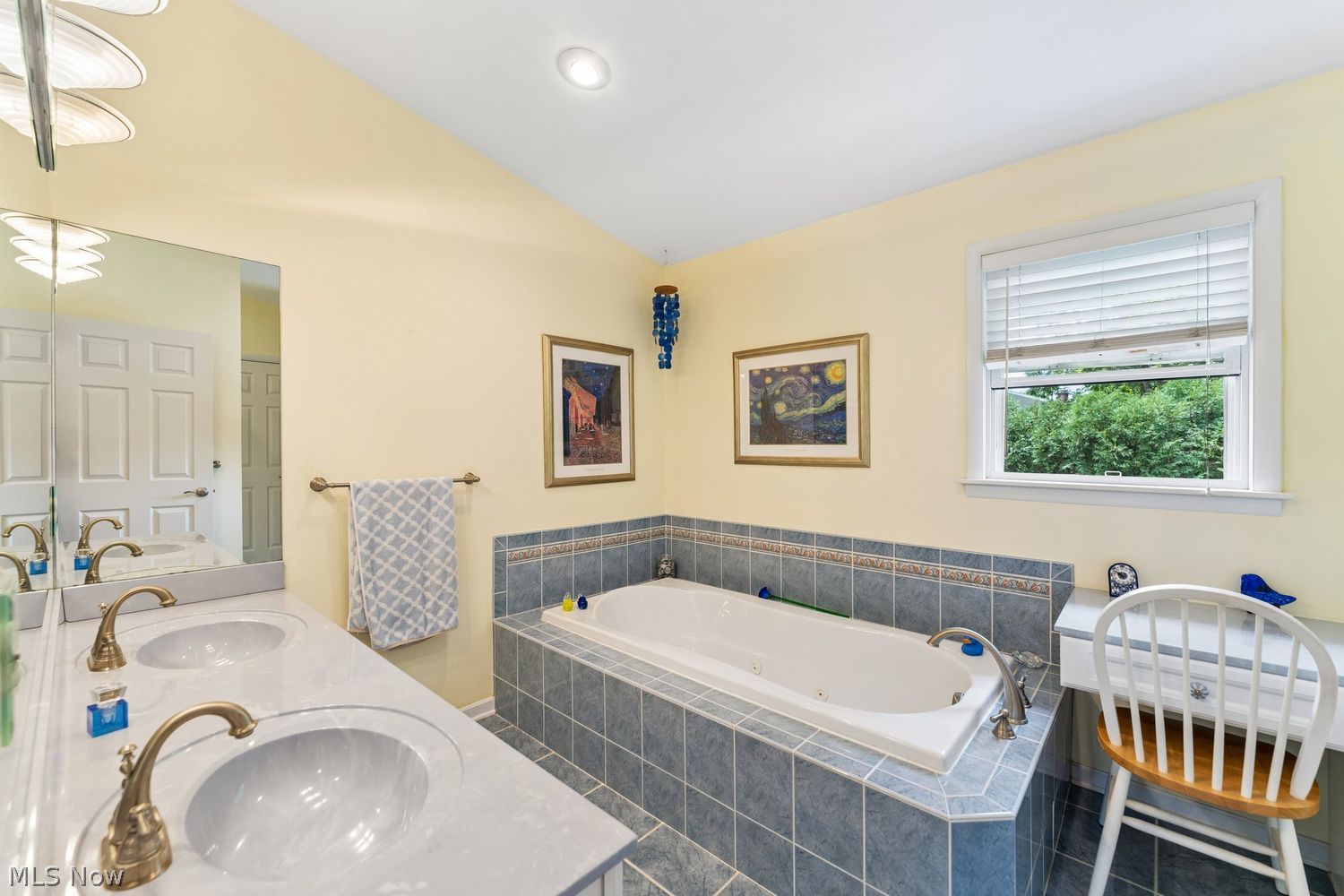860 Damon Drive Medina OH 44256