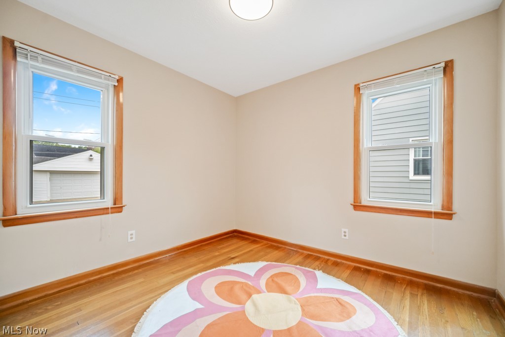9158 Snow Road Parma OH 44130