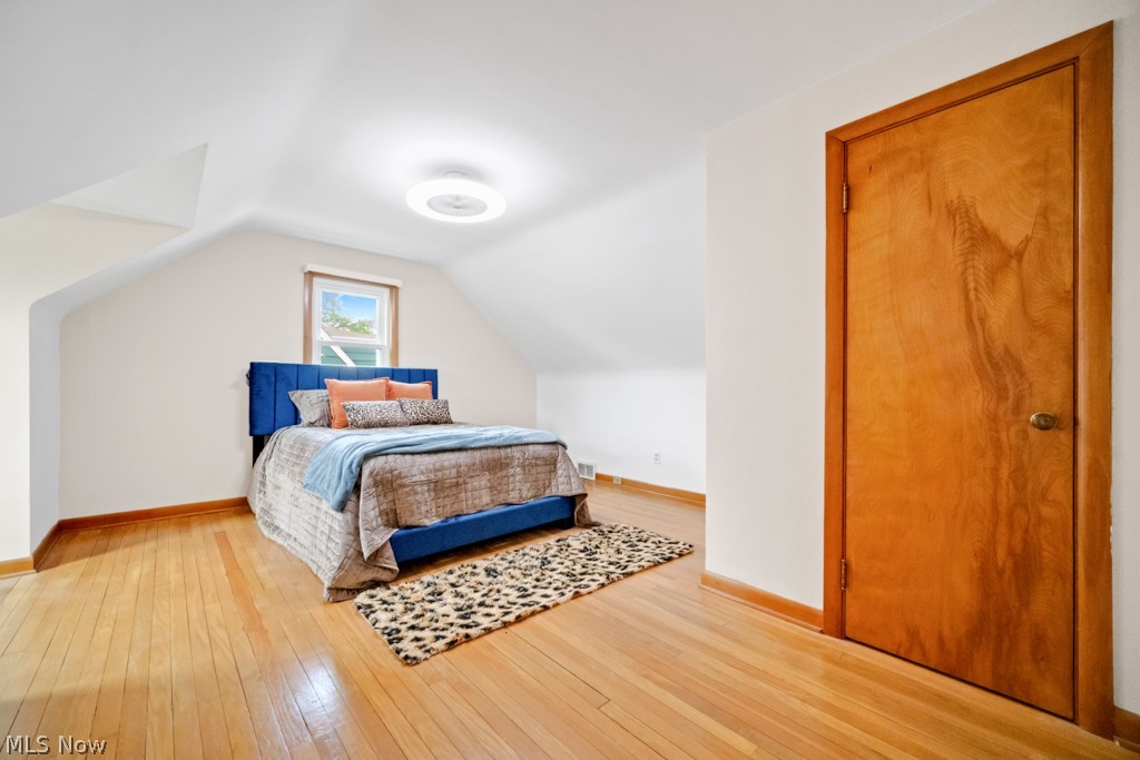 9158 Snow Road Parma OH 44130