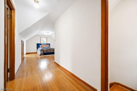 9158 Snow Road Parma OH 44130