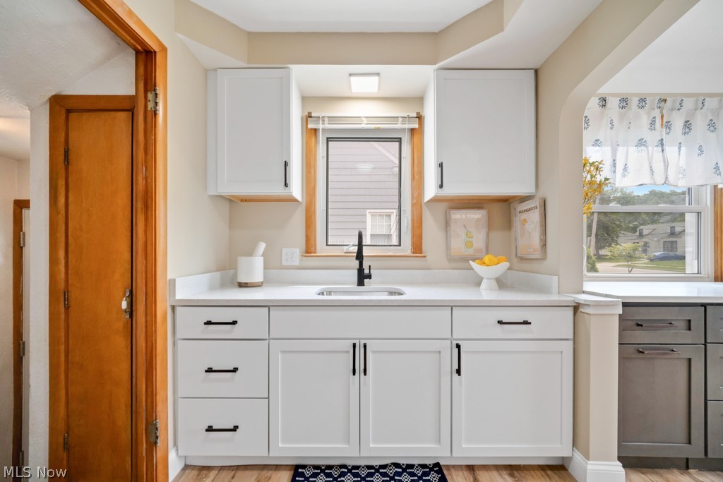 9158 Snow Road Parma OH 44130