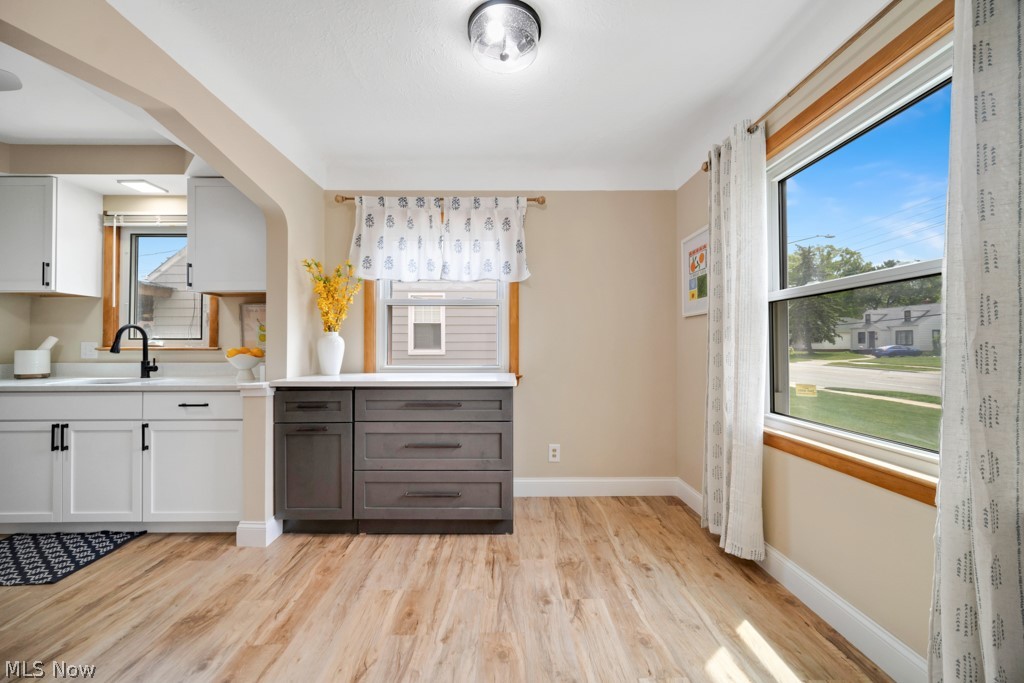 9158 Snow Road Parma OH 44130