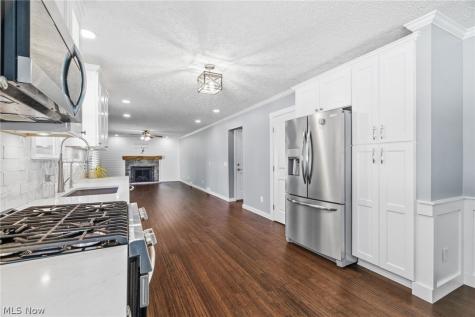 5406 Limerick Avenue NW North Canton OH 44720