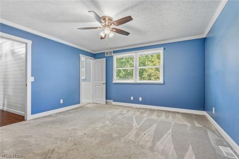 5406 Limerick Avenue NW North Canton OH 44720
