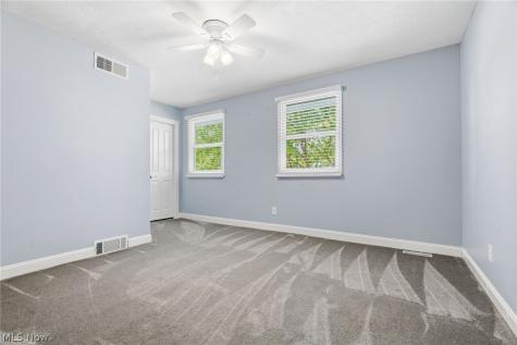 5406 Limerick Avenue NW North Canton OH 44720