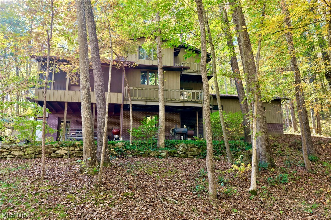 21129 Township Road 303 Coshocton OH 43812