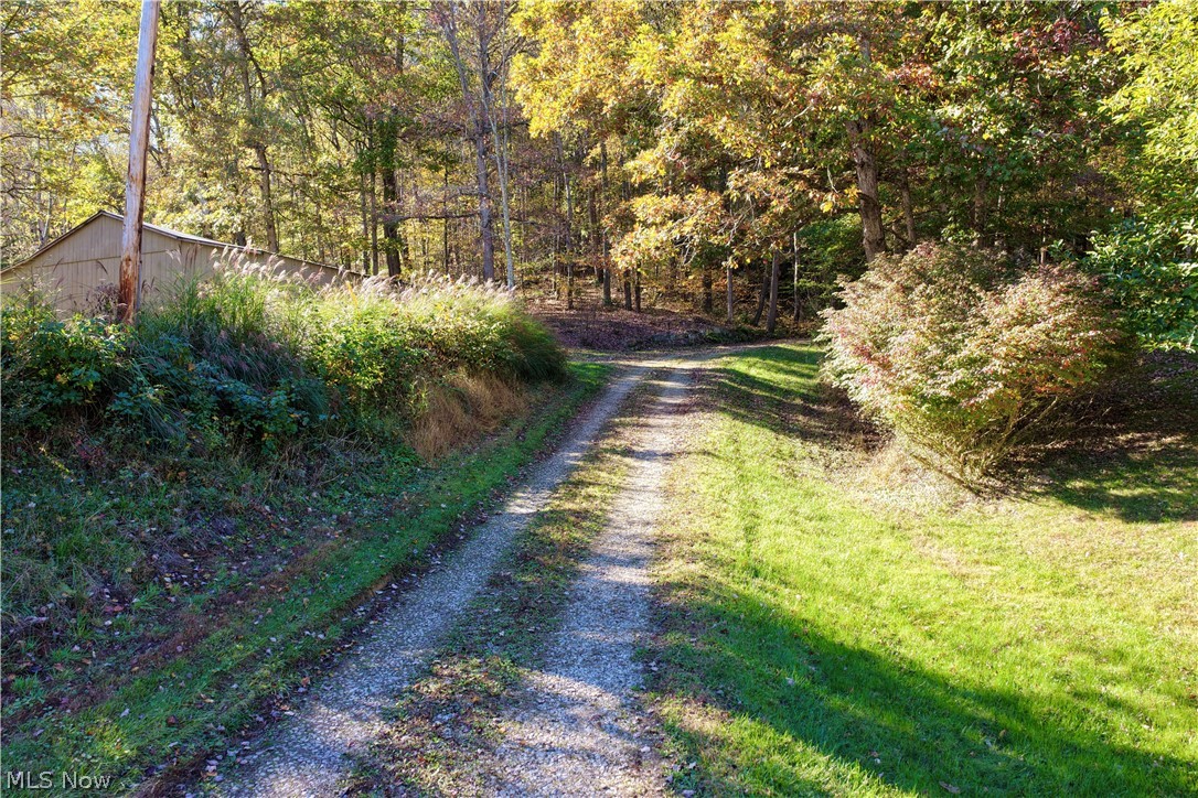 21129 Township Road 303 Coshocton OH 43812