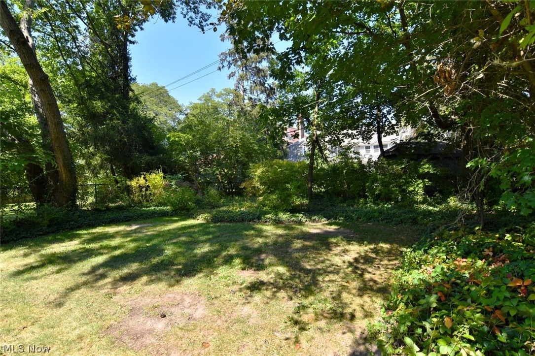 2737 Berkshire Road Cleveland Heights OH 44106