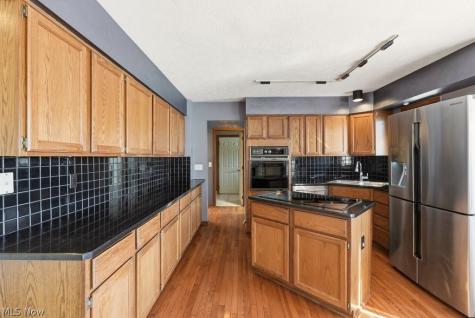 8981 Cypress Circle North Royalton OH 44133