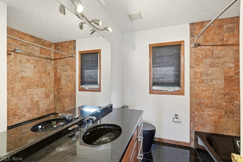 8981 Cypress Circle North Royalton OH 44133