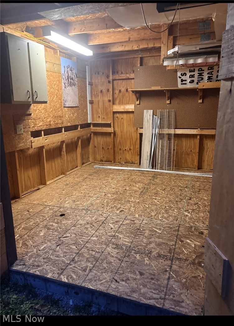 573 Delaware Avenue Elyria OH 44035