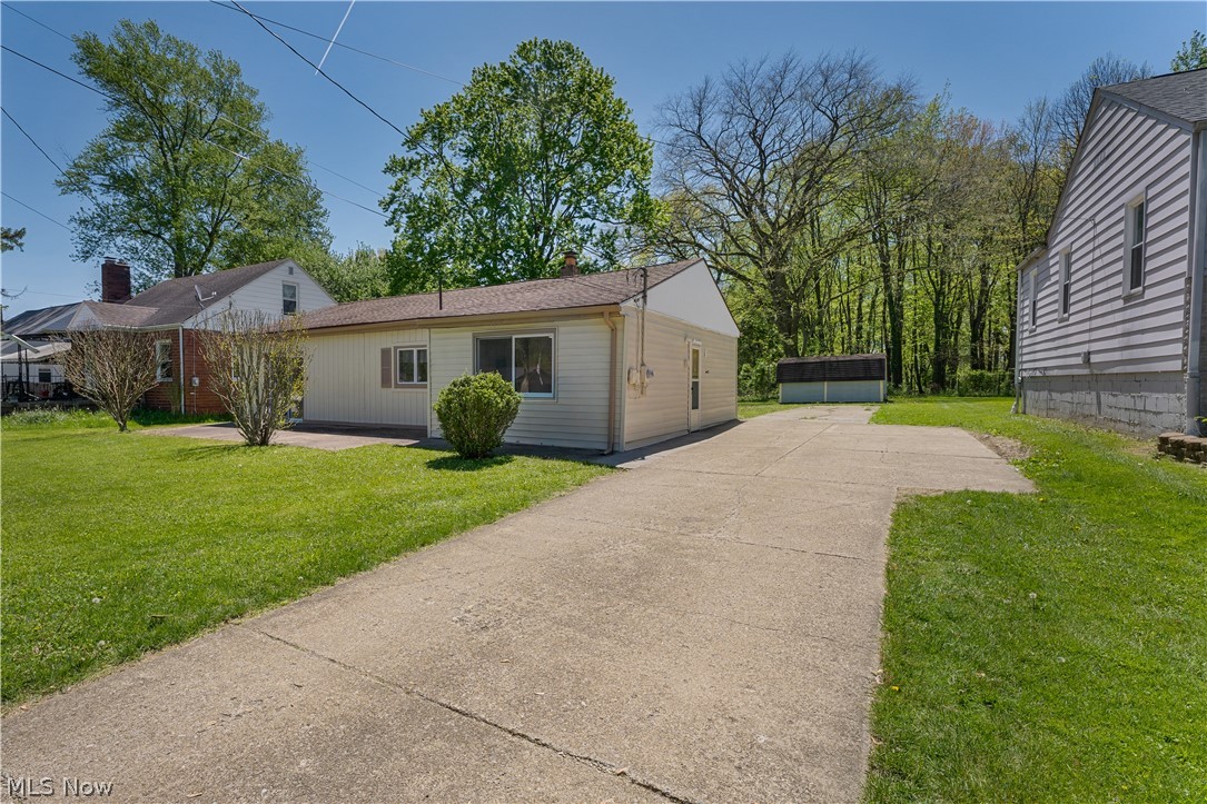 4365 Burkey Road Austintown OH 44515