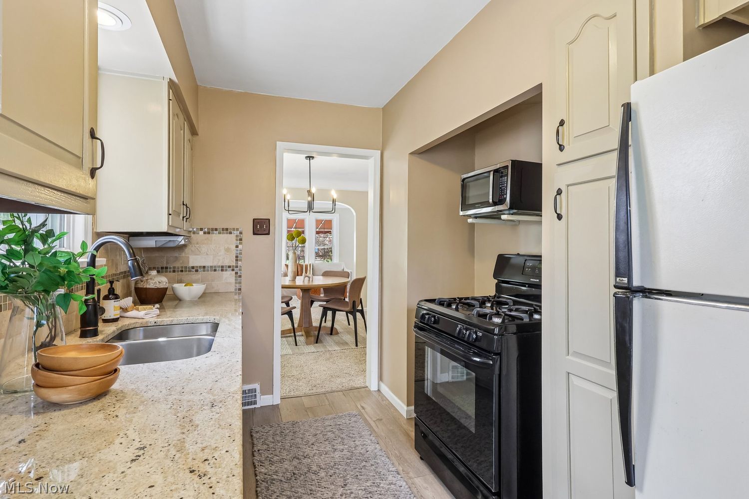 4067 W 161st Street Cleveland OH 44135