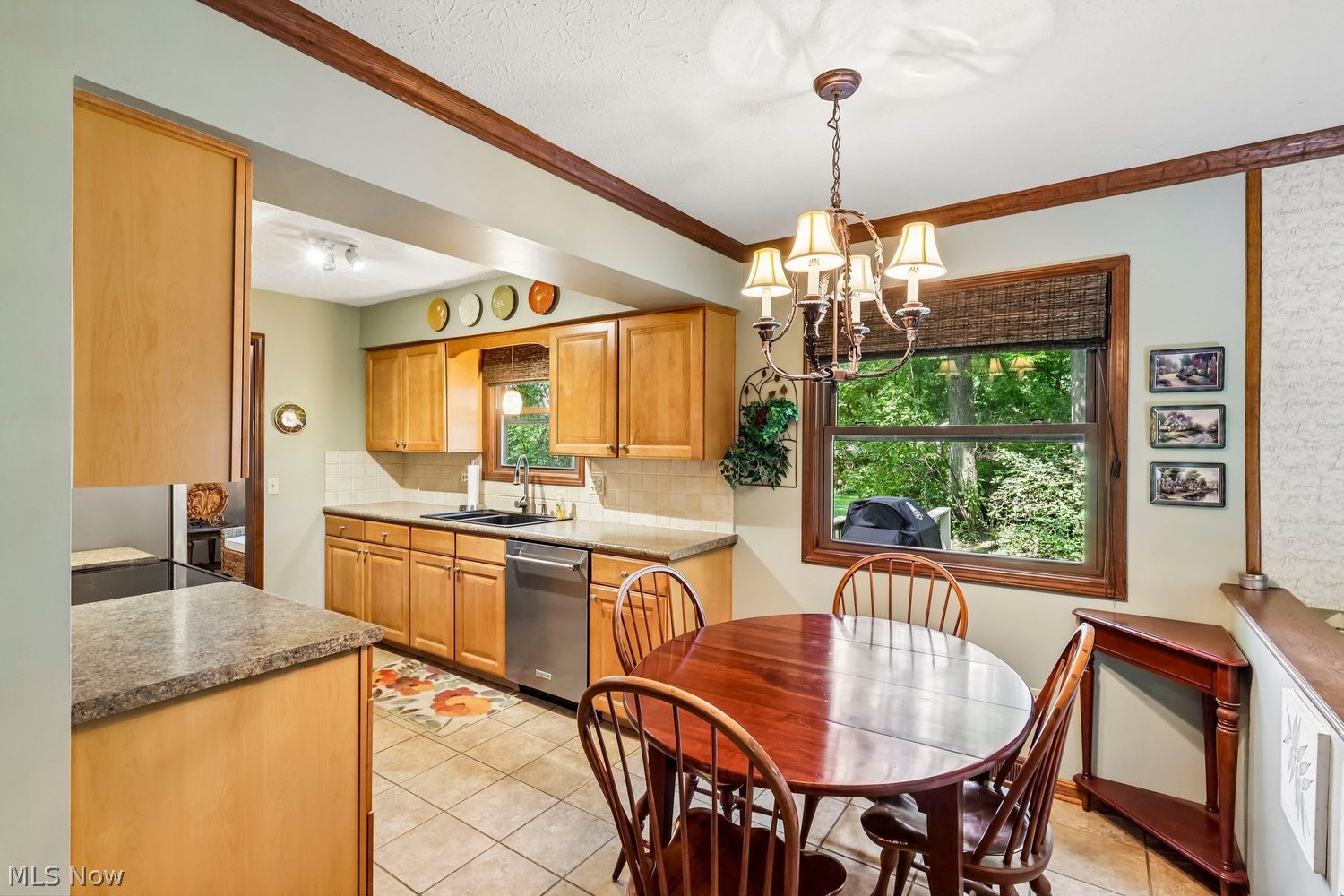 6544 O'henry Circle North Ridgeville OH 44039