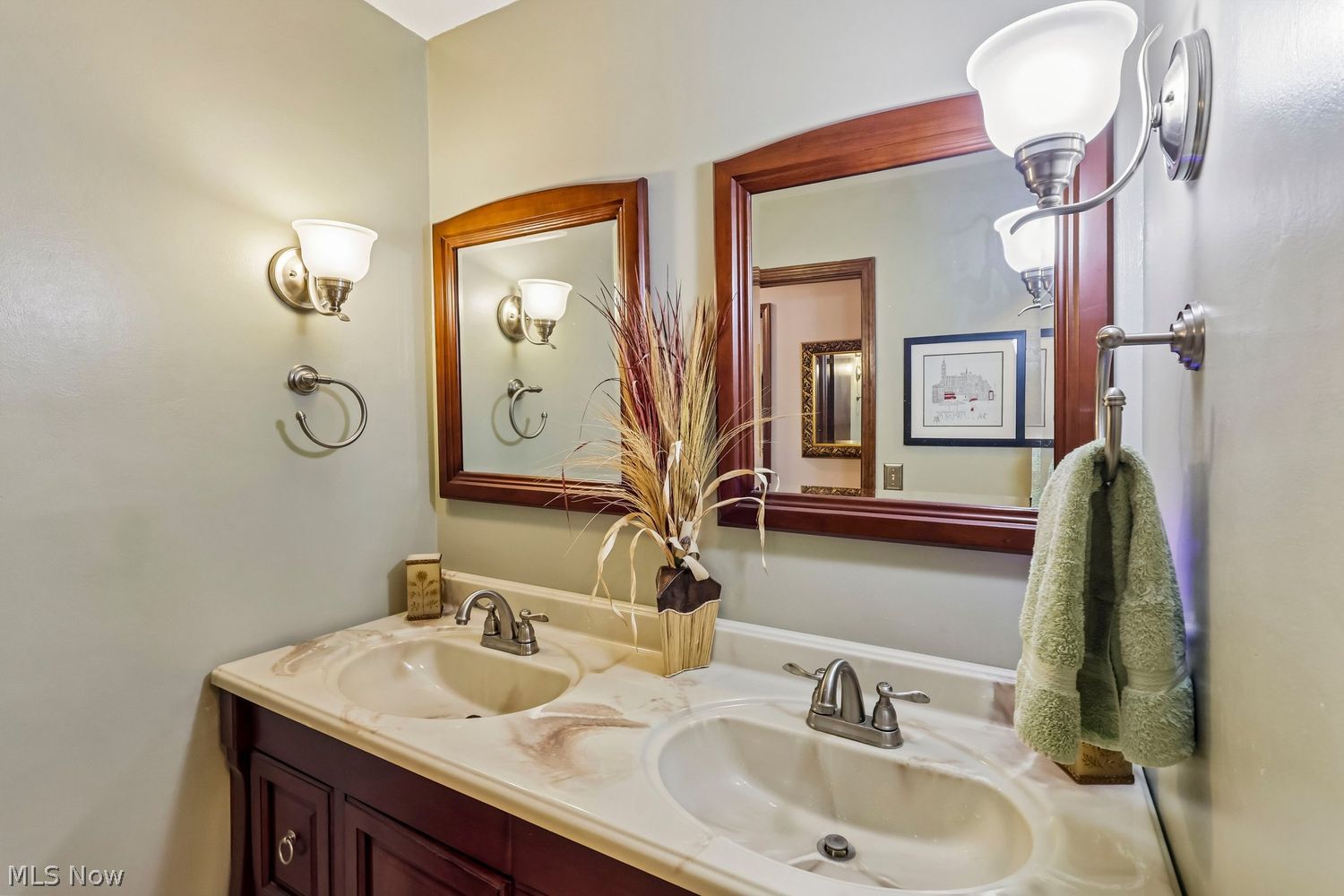 6544 O'henry Circle North Ridgeville OH 44039