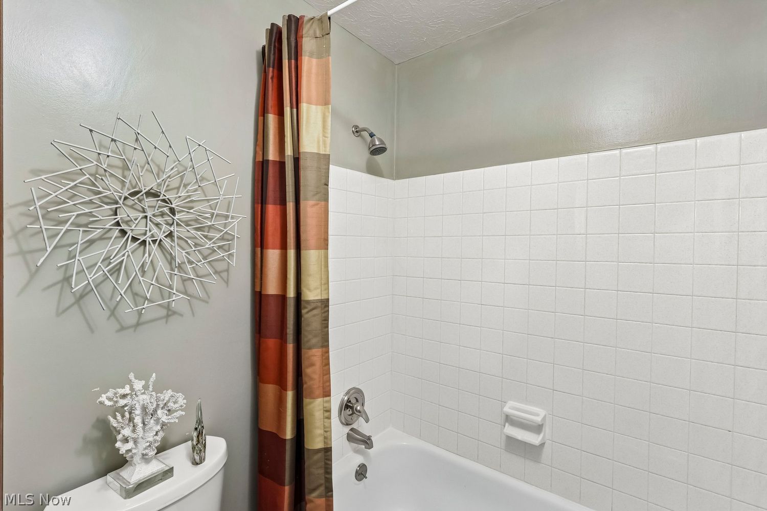 6544 O'henry Circle North Ridgeville OH 44039