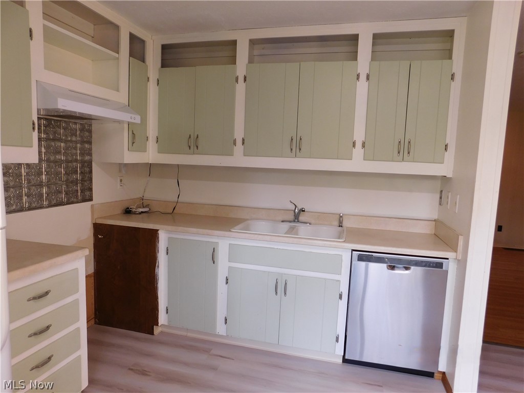 4985 Mills Creek North Ridgeville OH 44039