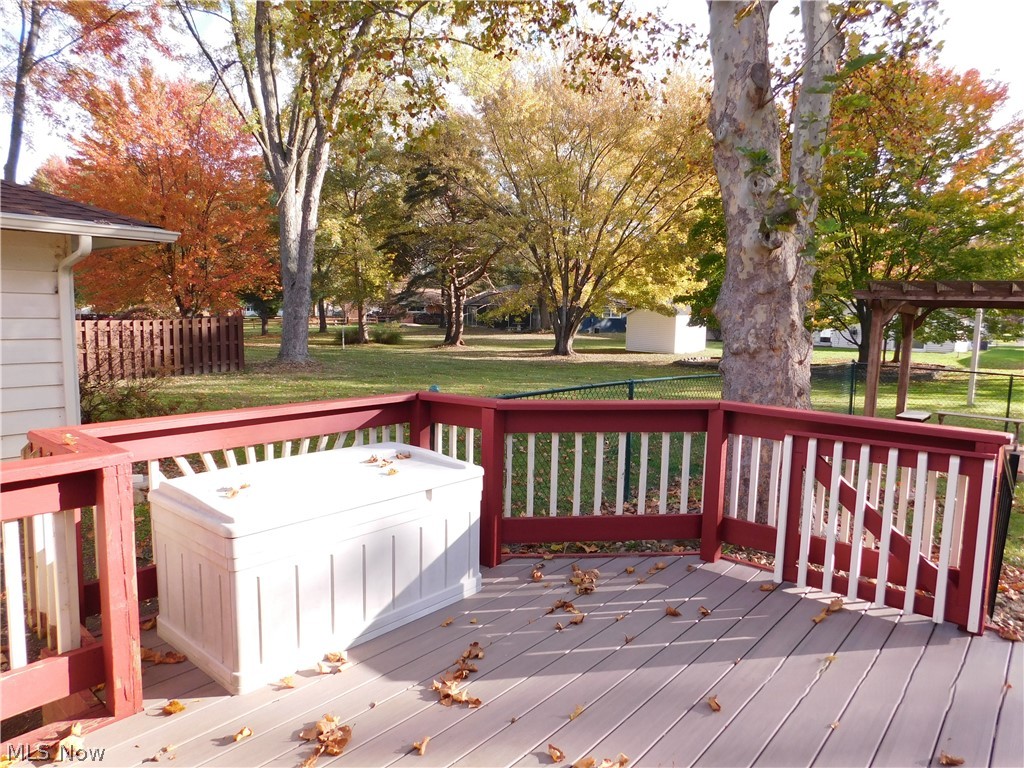 4985 Mills Creek North Ridgeville OH 44039