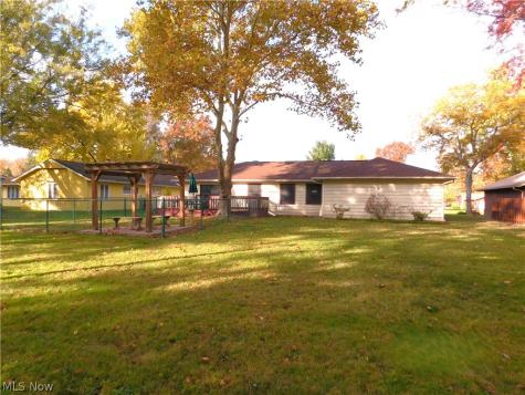 4985 Mills Creek North Ridgeville OH 44039
